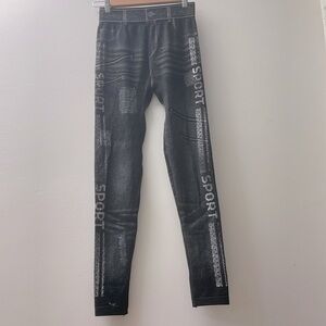 Black leggings